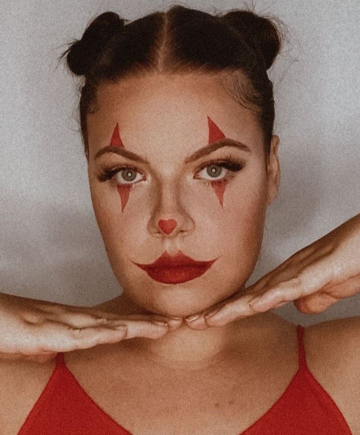 17 Easy Halloween Makeup Looks That Look Bomb 17 Easy Halloween Makeup Looks That Look Bomb
