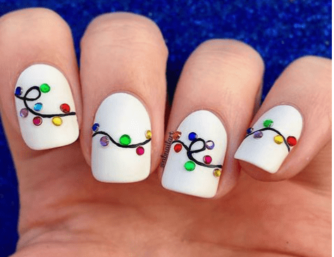 White Christmas Nails (11)