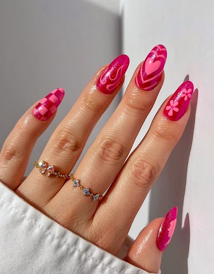 Pink Flame Heart Valentine Day Nails