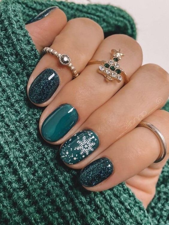 December Nail Inspo (4)