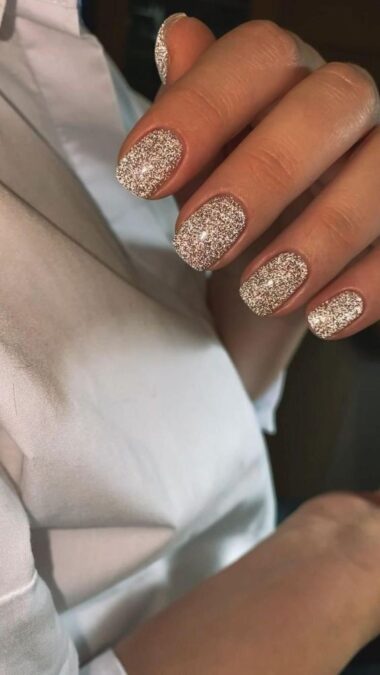 25 Stunning New Year Nails To Welcome 2025 in Style