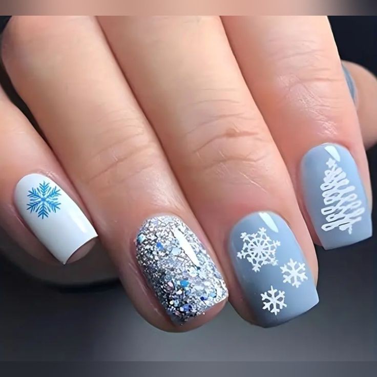 Short Winter Nail Inspo (10)