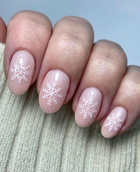 Short Winter Nail Inspo (5)