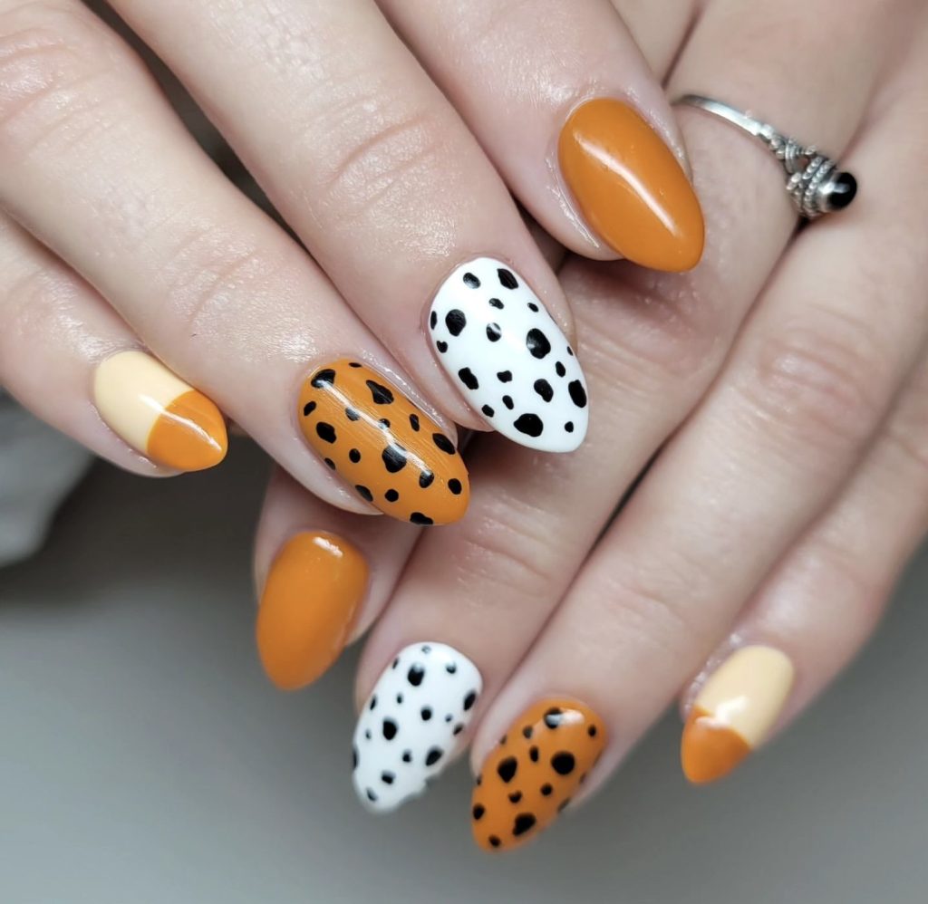 Simple Easy Fall Nail Art