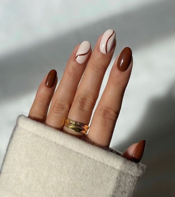 Simple Fall Nail Inspo (3)