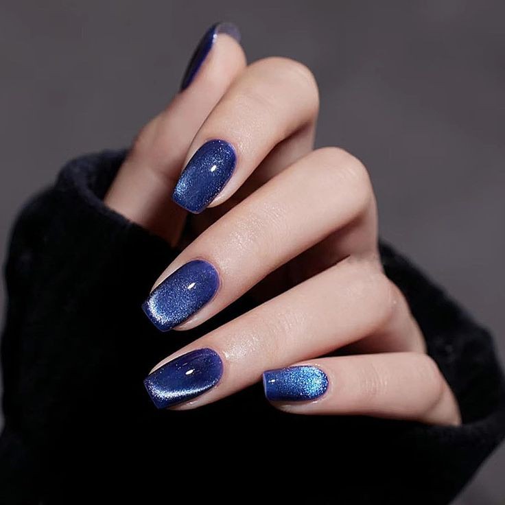 Simple Short Winter Nail Ideas (6)