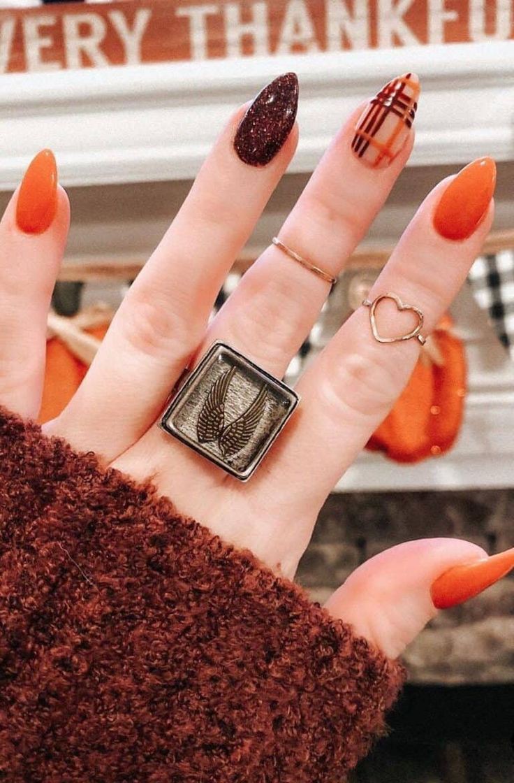 Thanksgiving Nail Ideas (2)