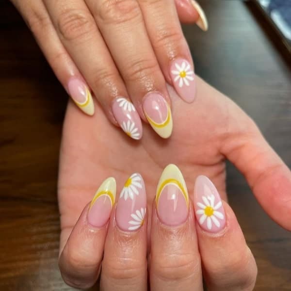 Floral Spring Nails