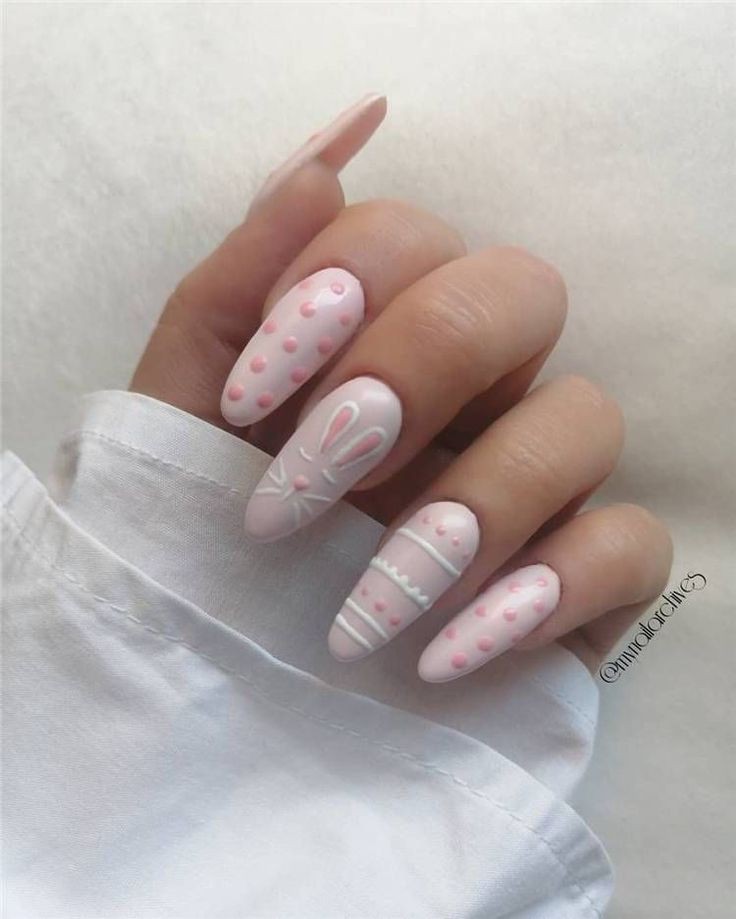 Simple Easter nail Art (1)