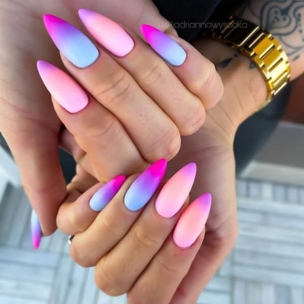 Trendy Summer Nail Designs (7)